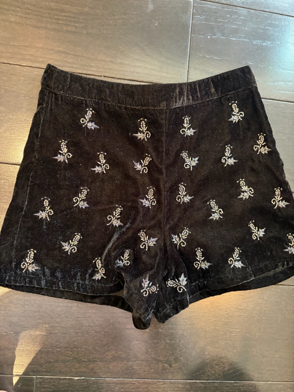 Girls Zara size 7  Black Velvet Embroidered Floral Shorts